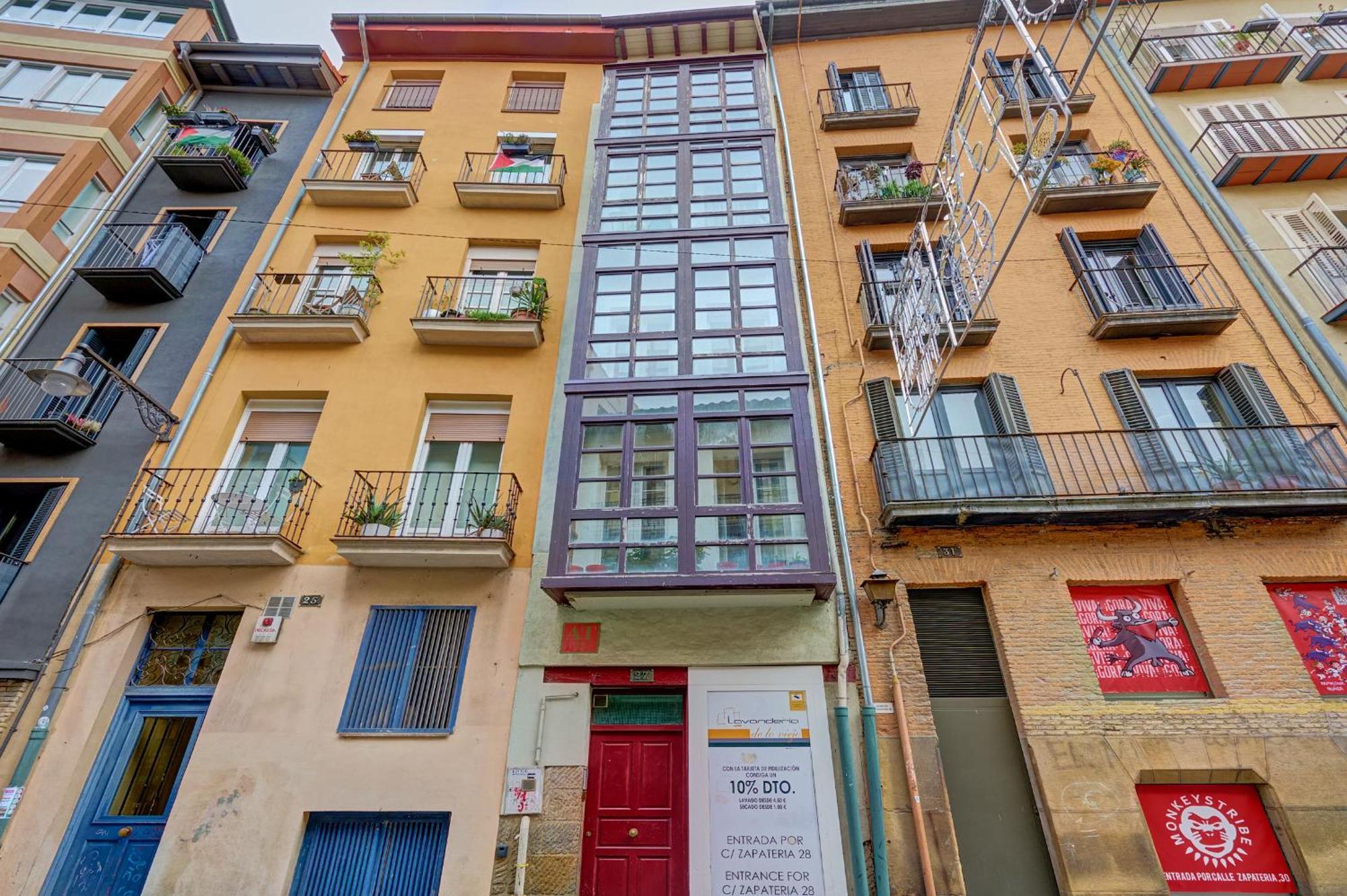 Heart Of Pamplona Apartments IV By Clabao Eksteriør bilde